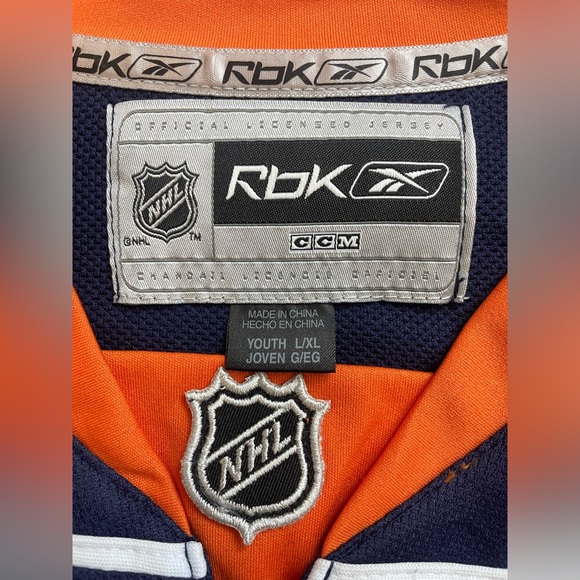 Tavares Jersey - Picture 2 of 3